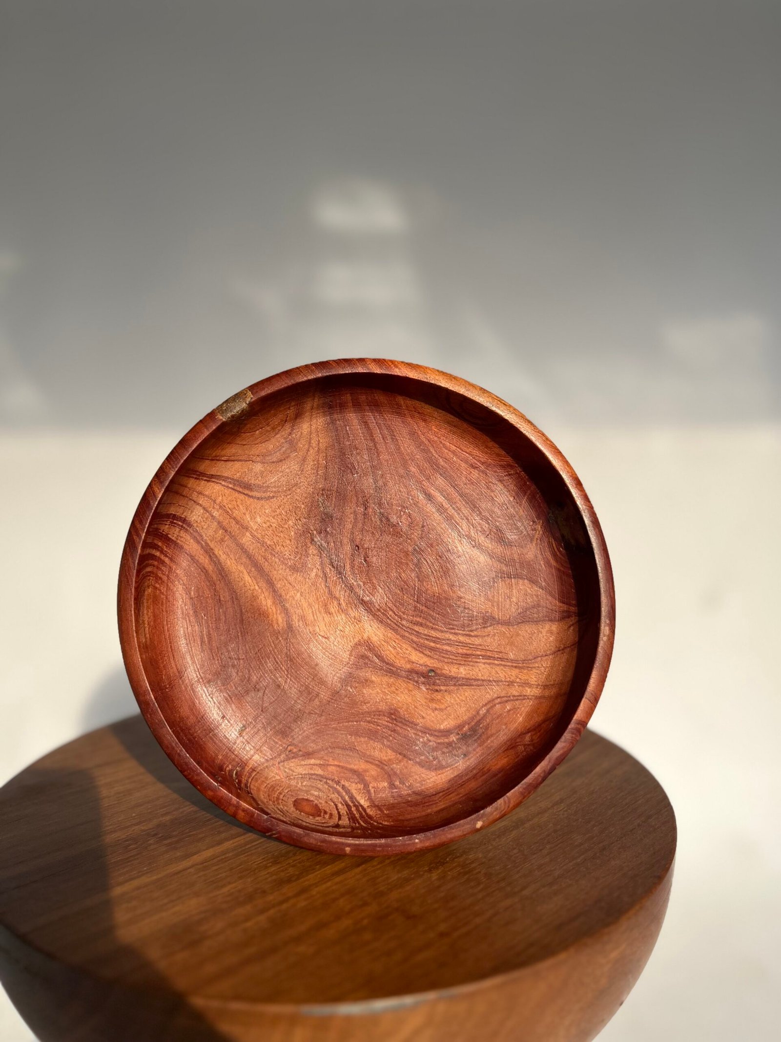 Aku Flat Plates (Medium Iroko)