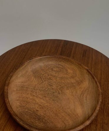 Aku Flat Plates (Medium Mahogany)