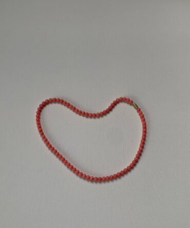 Curlt life red coral bead necklace